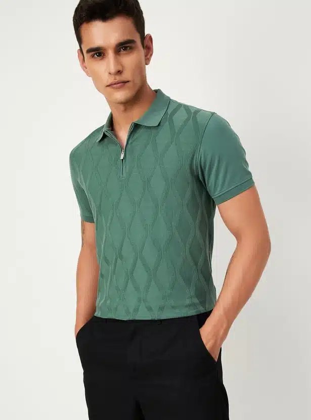 Men Slim Fit Textured Zipper Polo T-shirt
