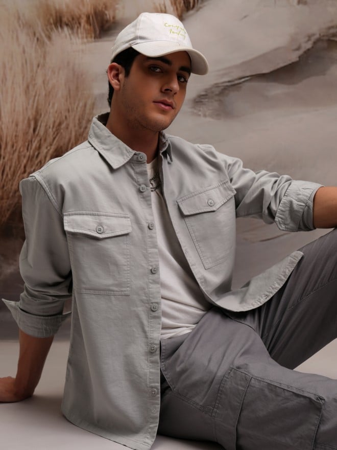Men Grey Solid Regular Fit Flannel Overshirt